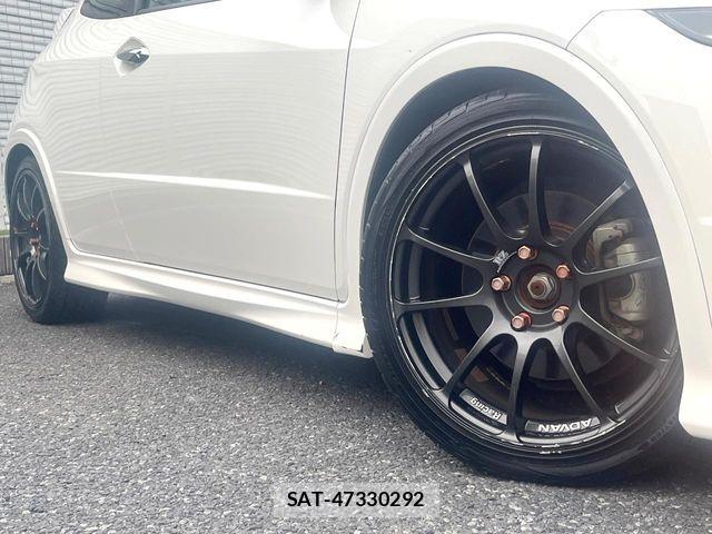 Honda CIVIC 2011-01 7357173-12