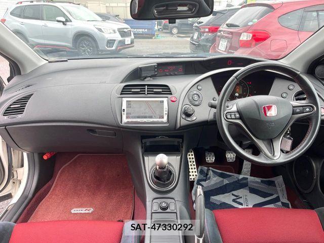 Honda CIVIC 2011-01 7357173-1