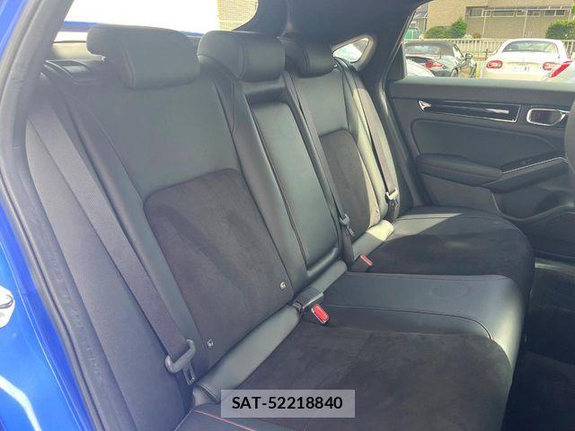 Honda CIVIC 2022-06 7357172-8