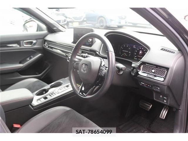 Honda CIVIC 2022-07 7357168-15