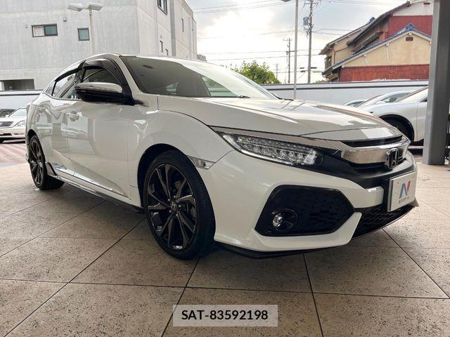 Honda CIVIC 2018-11 7391626-11