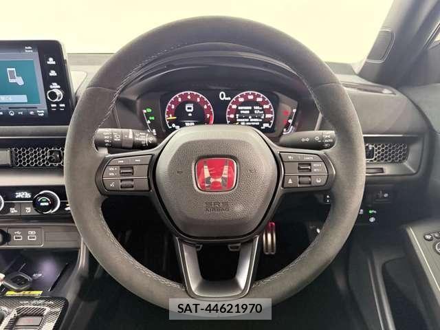 Honda CIVIC 2025-10 7453469-12