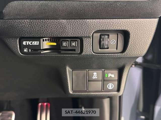 Honda CIVIC 2025-10 7453469-22