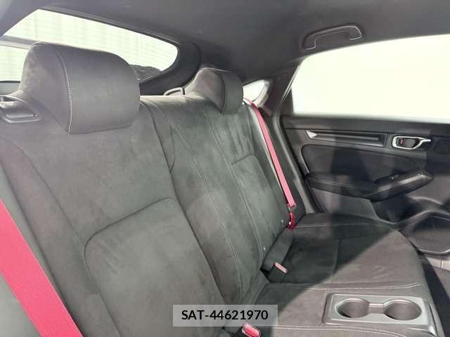 Honda CIVIC 2025-10 7453469-24