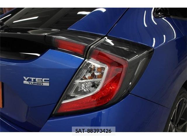 Honda CIVIC 2018-09 7453491-18