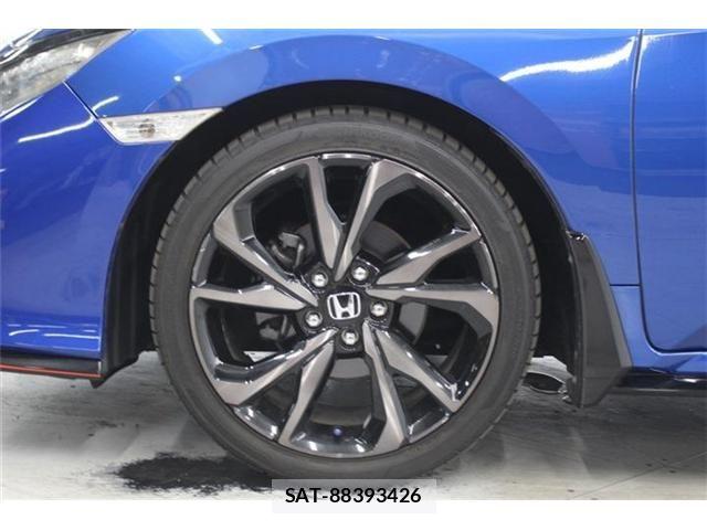 Honda CIVIC 2018-09 7453491-23