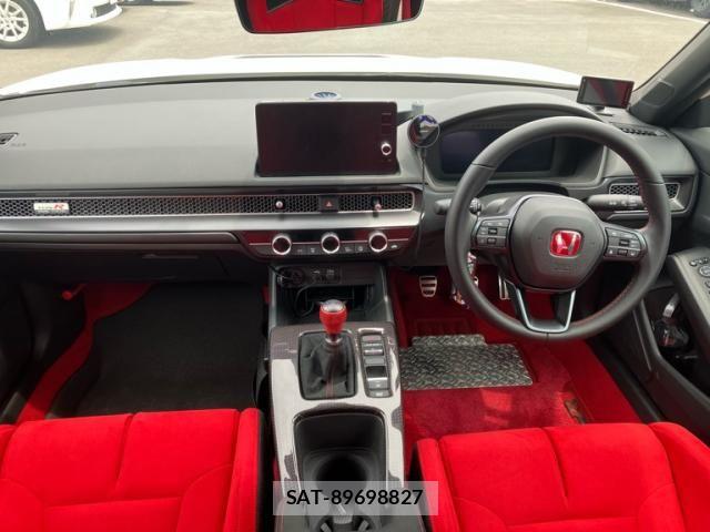 Honda CIVIC 2025-02 7453479-17