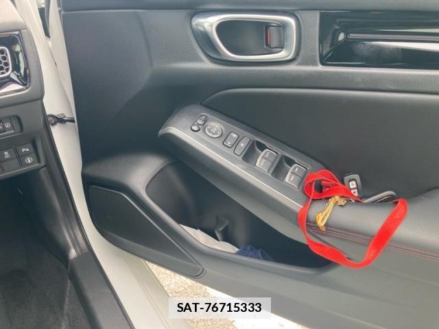 Honda CIVIC 2021-09 7453486-16