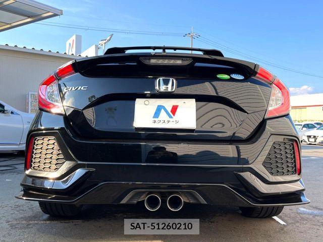 Honda CIVIC 2019-04 7499914-14