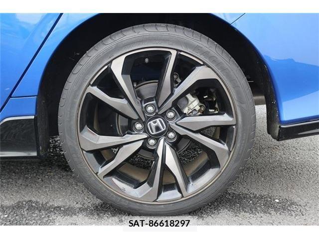 Honda CIVIC 2018-01 7499915-13