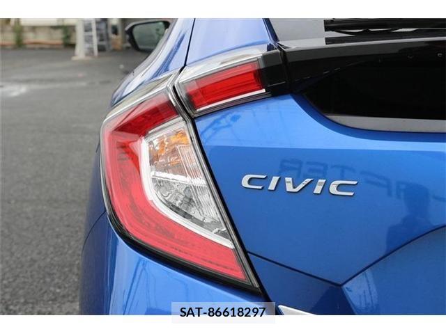 Honda CIVIC 2018-01 7499915-29