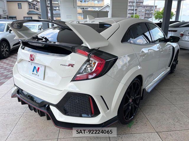 Honda CIVIC 2018-12 7508359-18