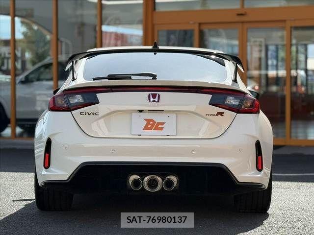 Honda CIVIC 2023-12 7508352-13