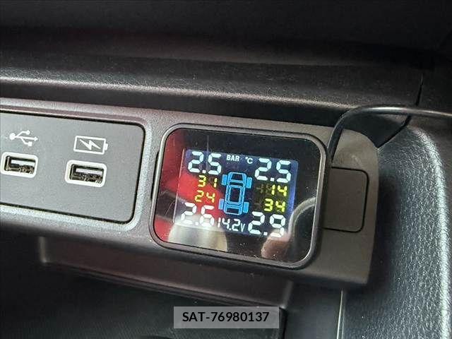 Honda CIVIC 2023-12 7508352-27