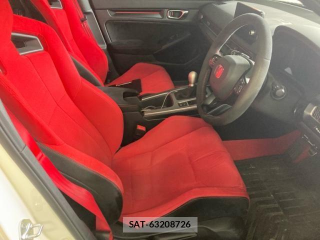 Honda CIVIC 2023-11 7499910-11