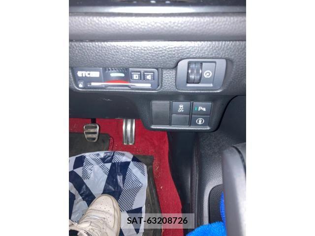 Honda CIVIC 2023-11 7499910-18