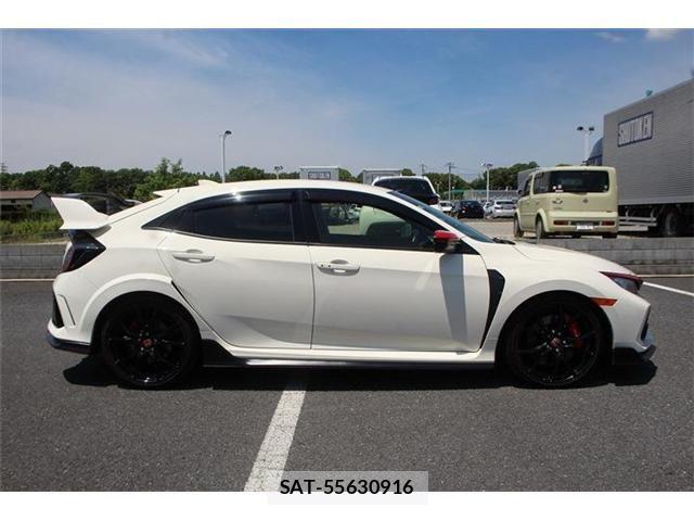 Honda CIVIC 2018-02 7499912-16