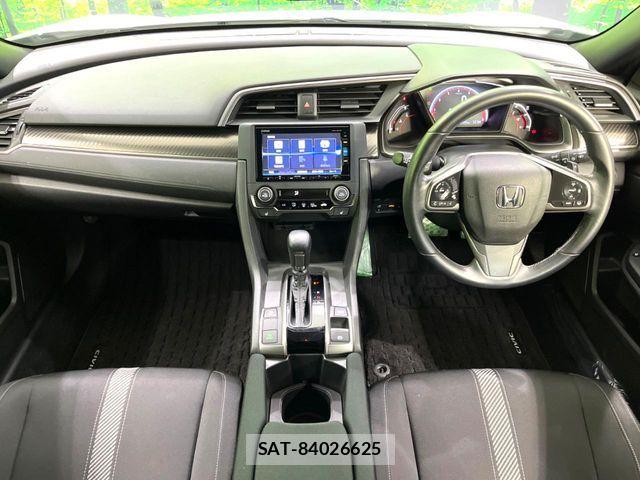 Honda CIVIC 2018-10 7561945-1