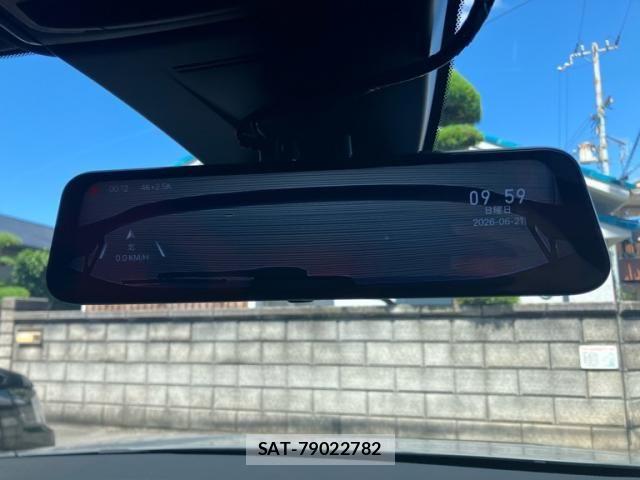Honda CIVIC 2023-08 7615535-13