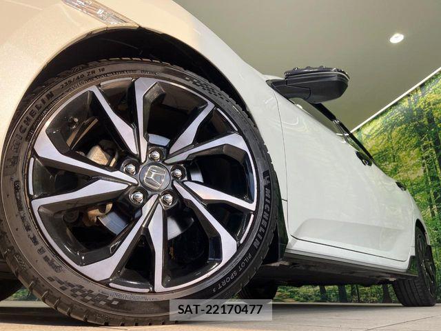 Honda CIVIC 2018-10 7615543-12