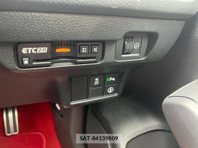 Honda CIVIC 2023-09 7615532-14