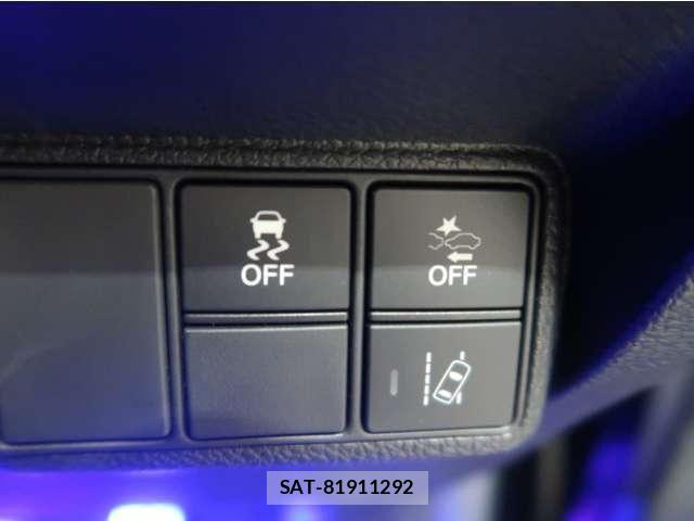 Honda CIVIC 2018-01 7615541-24