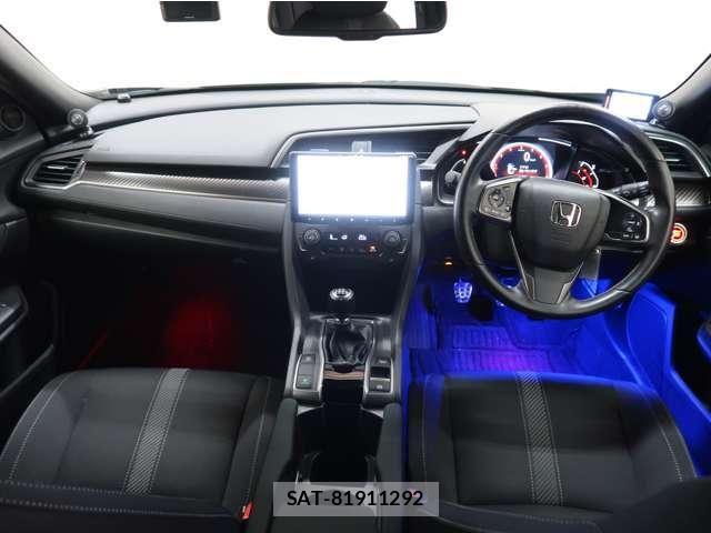Honda CIVIC 2018-01 7615541-2