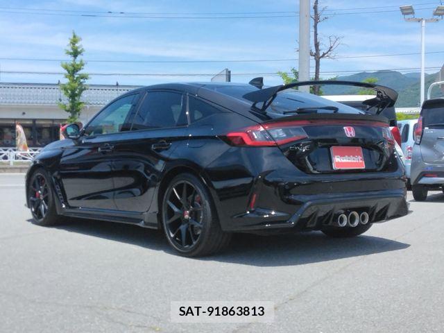 Honda CIVIC 2025-10 7615538-7