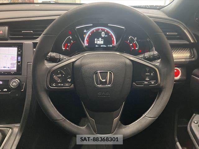 Honda CIVIC 2018-07 7615544-11