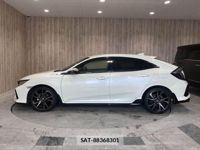 Honda CIVIC 2018-07 7615544-19