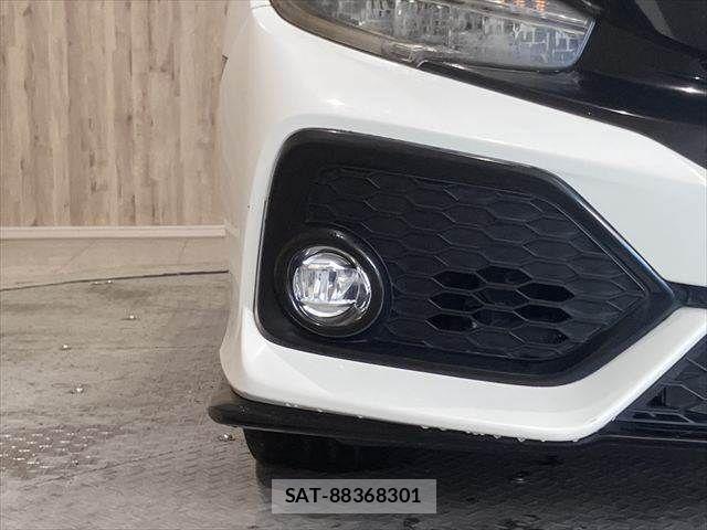 Honda CIVIC 2018-07 7615544-25