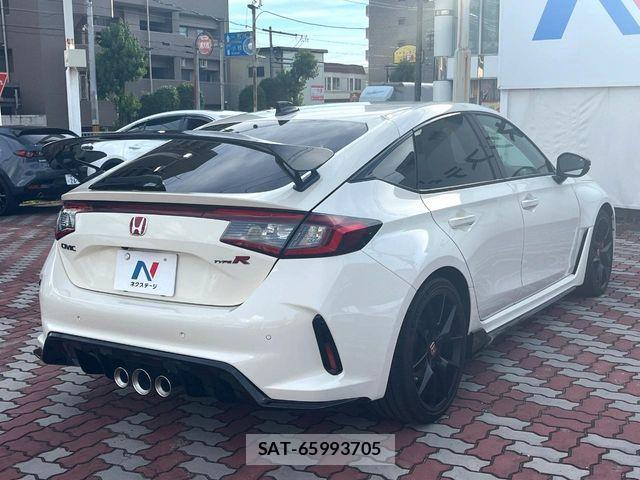 Honda CIVIC 2025-06 7721904-16