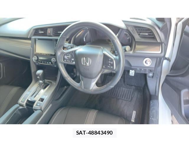 Honda CIVIC 2019-03 7721913-4
