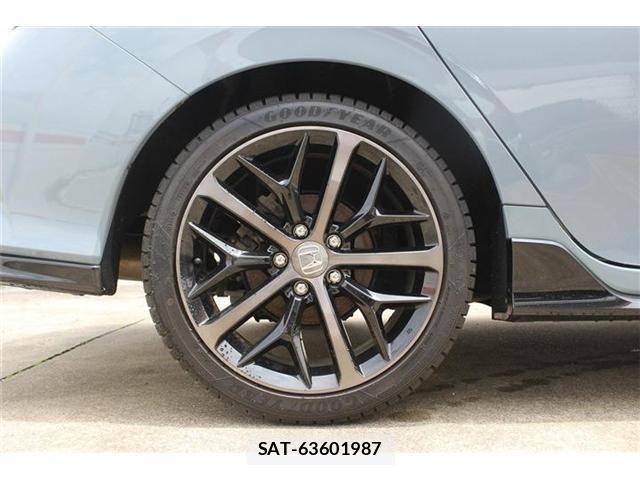 Honda CIVIC 2020-04 7721914-15
