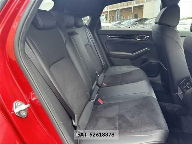 Honda CIVIC 2023-09 7721912-8