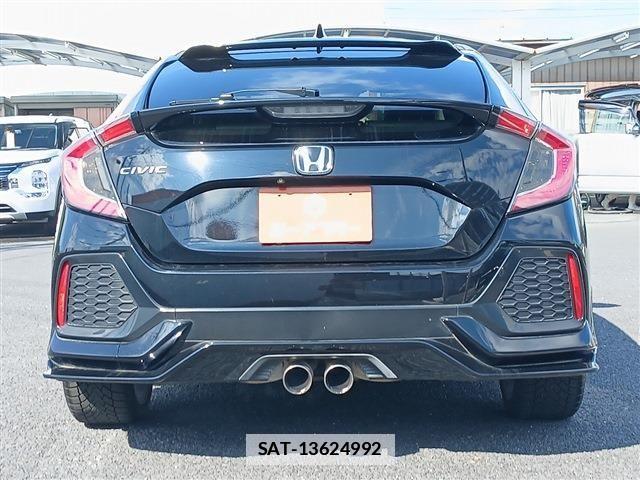 Honda CIVIC 2017-09 7783477-10