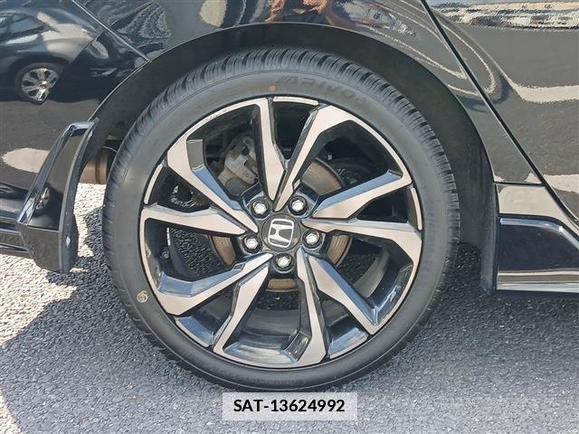 Honda CIVIC 2017-09 7783477-14