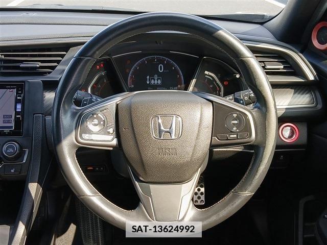 Honda CIVIC 2017-09 7783477-18