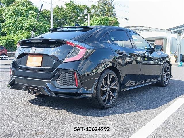 Honda CIVIC 2017-09 7783477-22