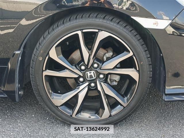 Honda CIVIC 2017-09 7783477-6