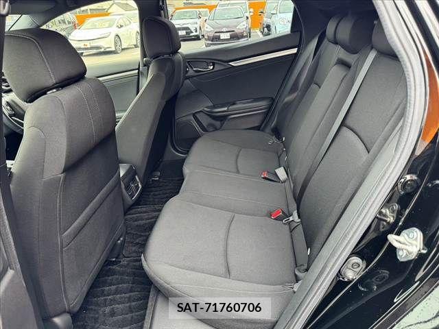 Honda CIVIC 2019-08 7783483-18