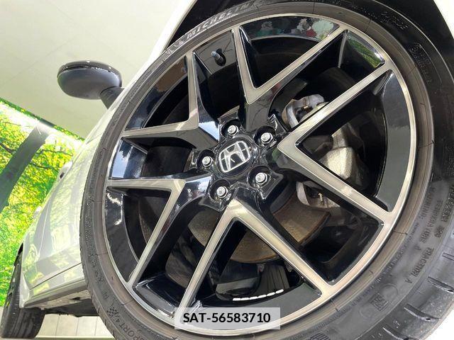 Honda CIVIC 2022-08 7783486-12