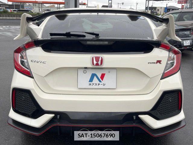 Honda CIVIC 2018-03 7783504-14