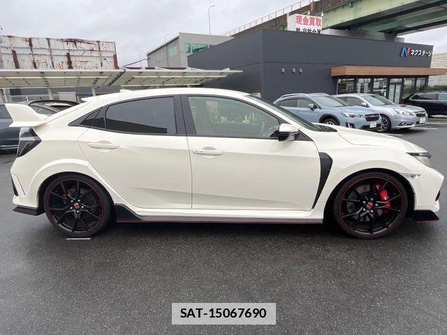 Honda CIVIC 2018-03 7783504-15