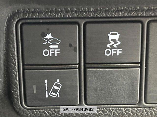 Honda CIVIC 2019-06 7783484-6