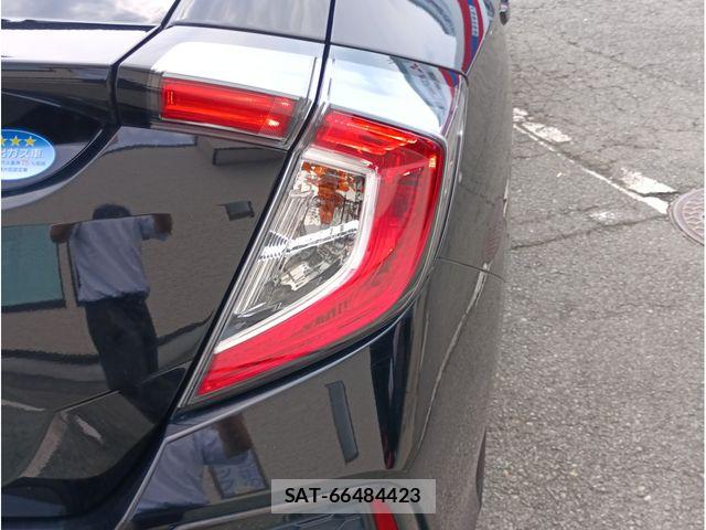 Honda CIVIC 2019-09 7875772-11