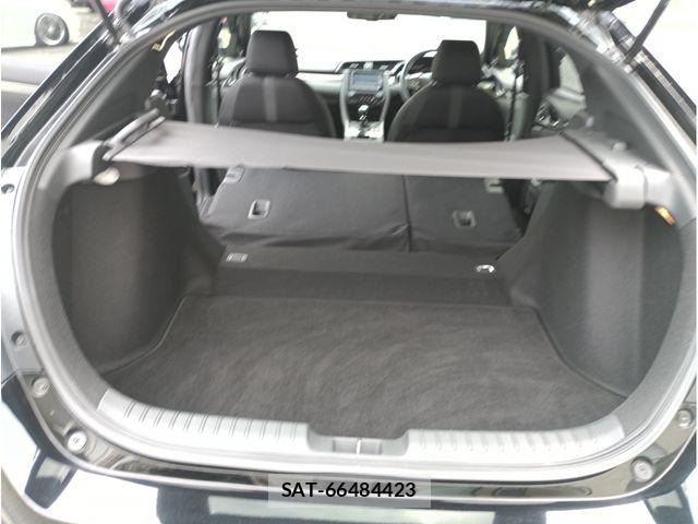 Honda CIVIC 2019-09 7875772-17