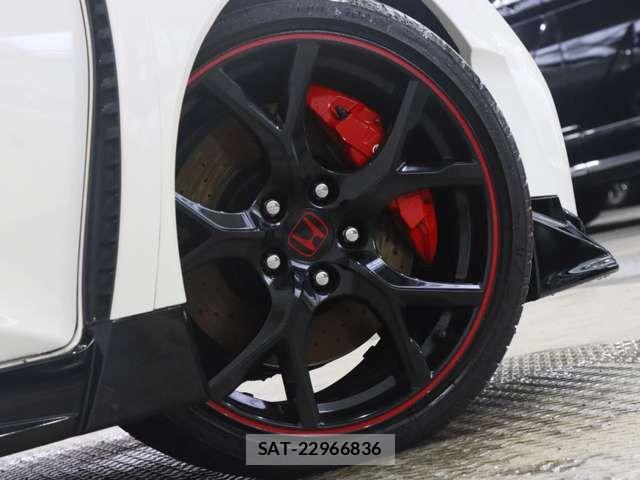 Honda CIVIC 2016-03 7875768-18