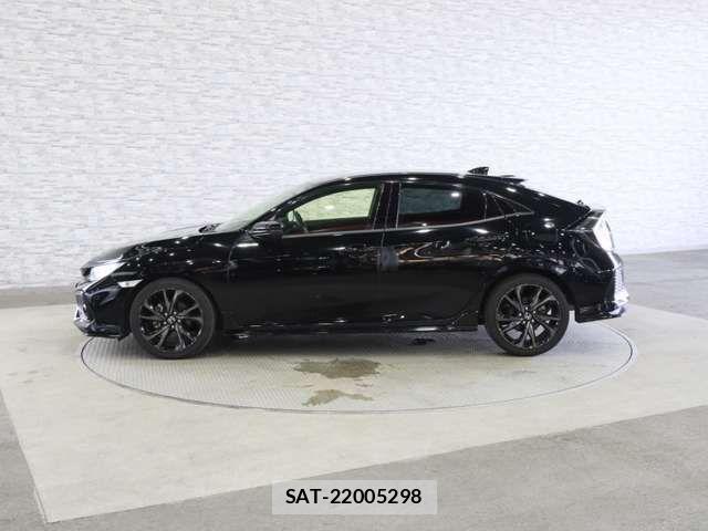 Honda CIVIC 2018-04 7875774-11