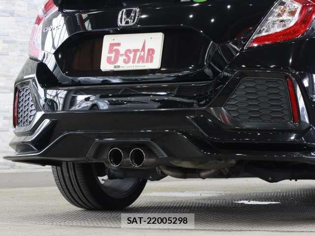 Honda CIVIC 2018-04 7875774-17